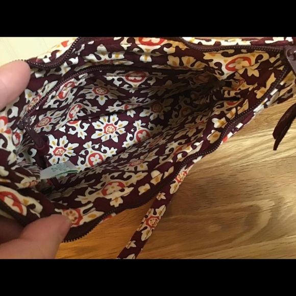 Vera Bradley “Medallion” Petite Baguette - Picture 4 of 5